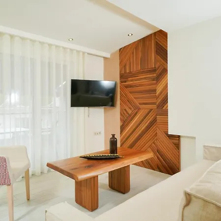 Dagos Luxury * لايميناس